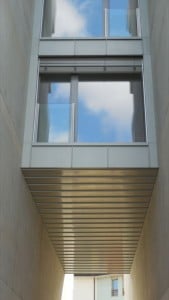 Ferblanterie de plafond de couloir