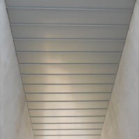 Plafond de couloir