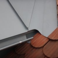 Détail de pied de noue