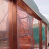 Blindage des bords de toiture avec des agrafes debout pour avoir un visuel bien structuré
