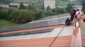 Pose des panneaux Puidoux