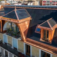 Toitures photovoltaique integré avec finitions en faux panneaux